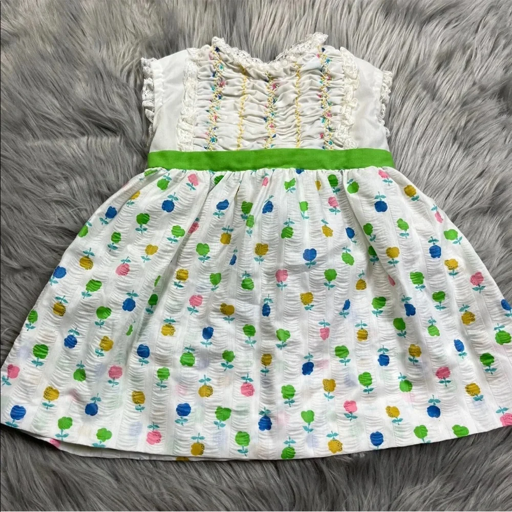 Vintage Baby Girls Polly Flinders White Green Smocked Floral Sleeveless dress